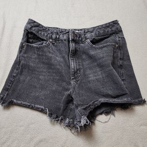 GARAGE Distressed Mom Shorts Size 9 / 29